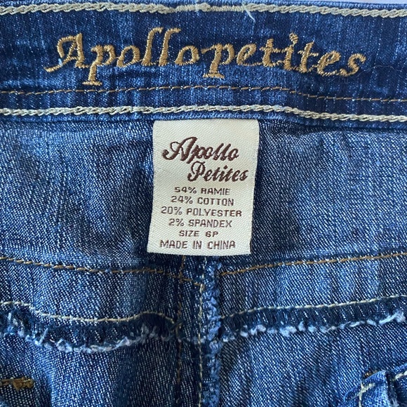 Apollo Petites Womens Blue Denim Jeans Embroidered Floral Design Size 6 EUC - Picture 6 of 6